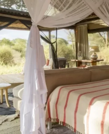 Kuro Safari Camp room